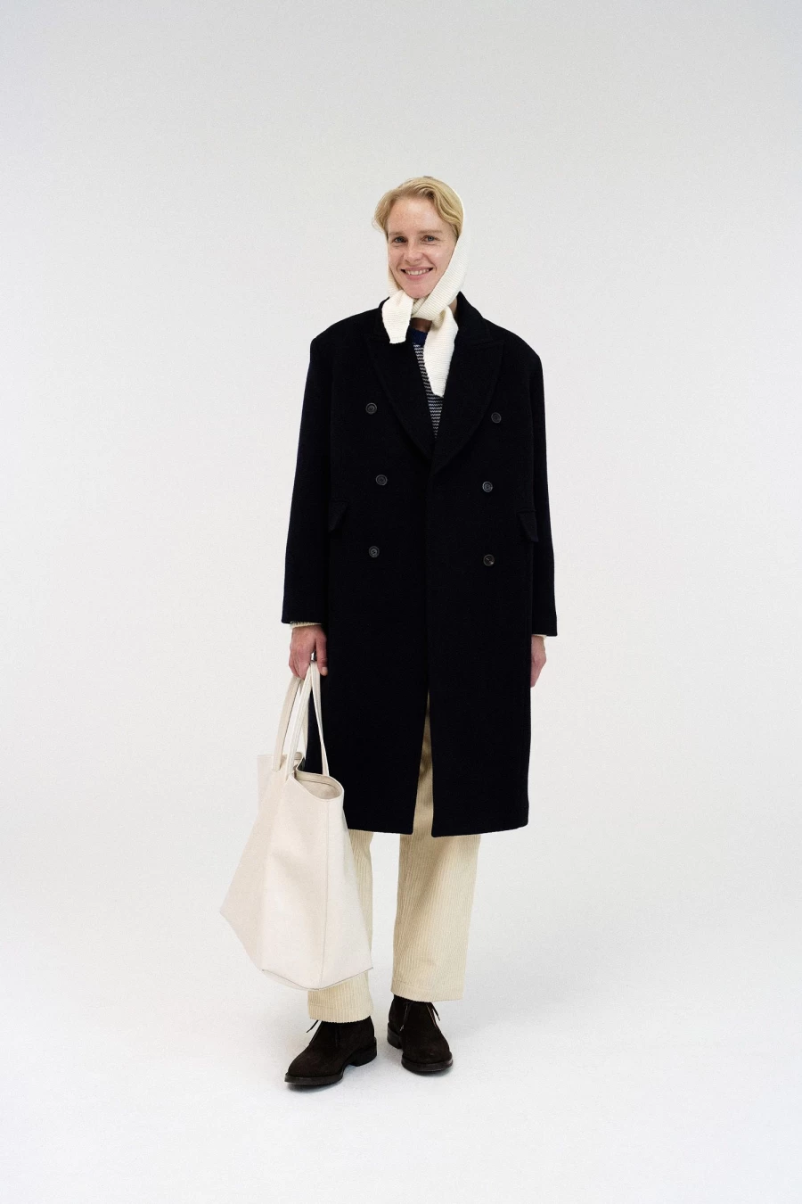 Minimalist Large White Tote Bag - Spacious & Stylish Unbranded Carryall