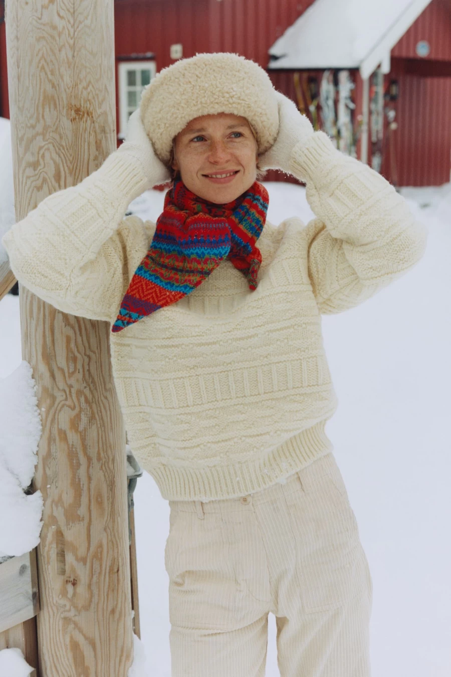 "Rio Pioneer Scarf – Stylish and Lightweight Fashion Accessory"