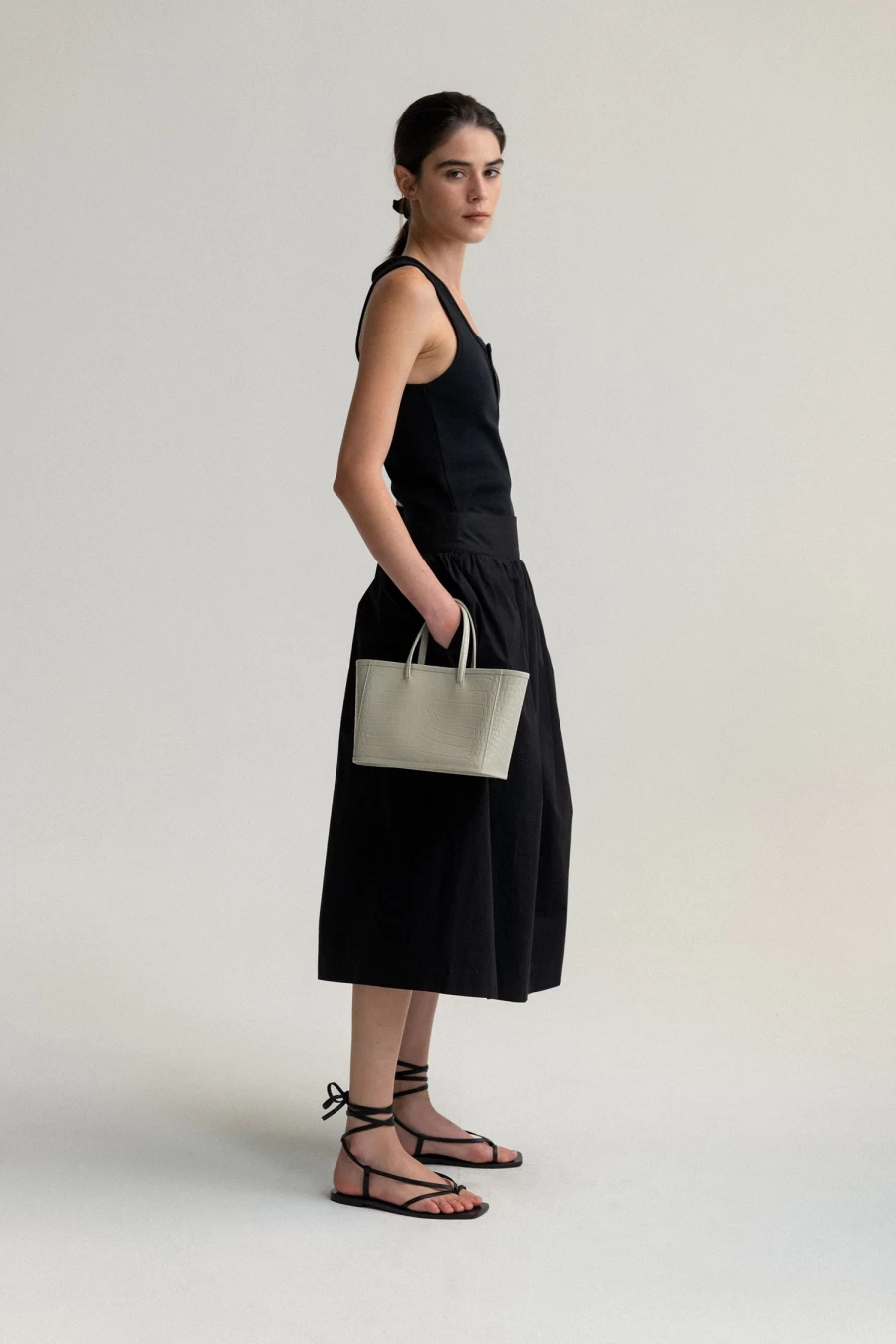 "3rd Ain Crocodile Embossed Tote Bag in Coconut White - Stylish Vegan Leather Handbag"