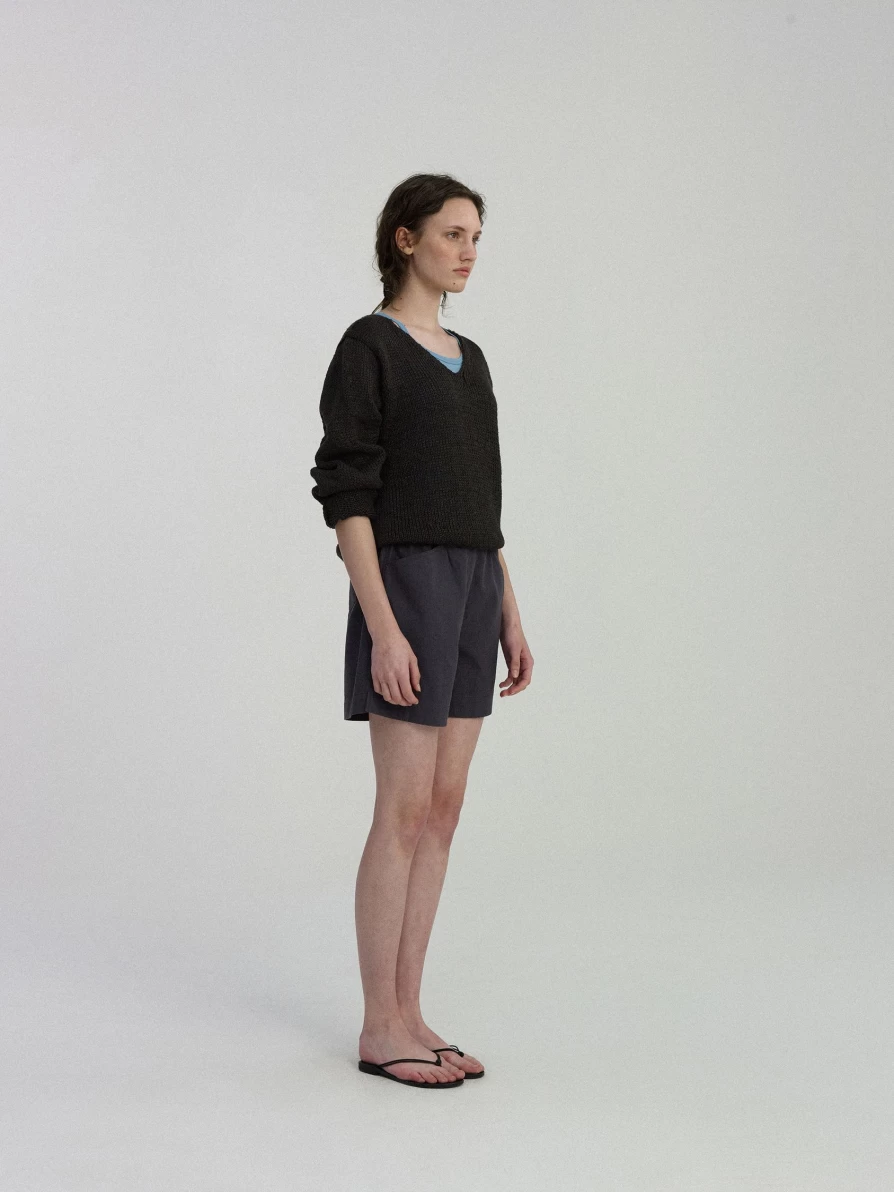 "Nothing Written Black V-Neck Pullover Sweater - 2nd Hand / SIA Style"