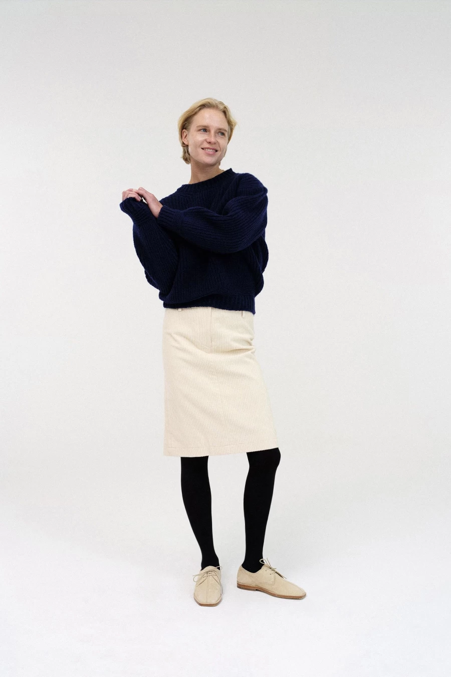 "Nothing Written Navy Wool Knit Sweater – Tobu Volume Style"