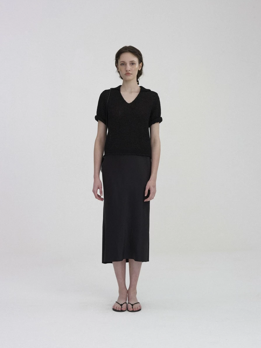 "Black Paper Polo Pullover - 2nd Hand Sustainable Fashion - Nothing Written Brand"